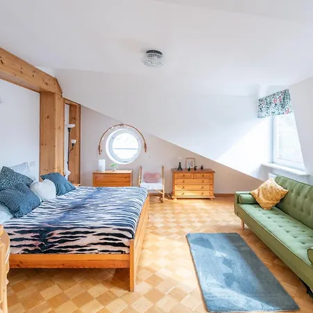 Dwupoziomowy Apartament Krakowskie Przedmiescie Apartment Warsaw