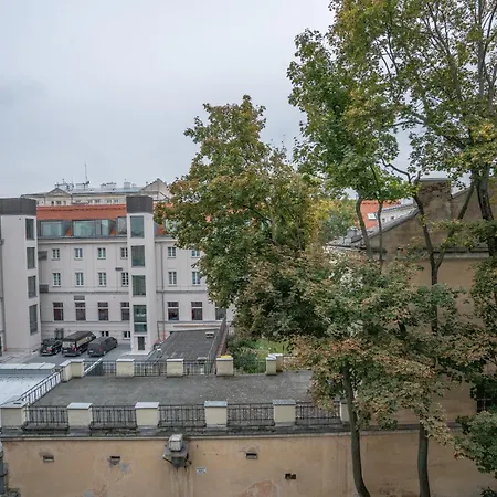Dwupoziomowy Apartament Krakowskie Przedmiescie Apartment *