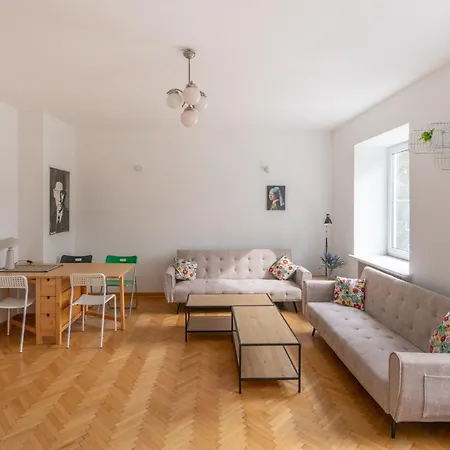 Dwupoziomowy Apartament Krakowskie Przedmiescie *